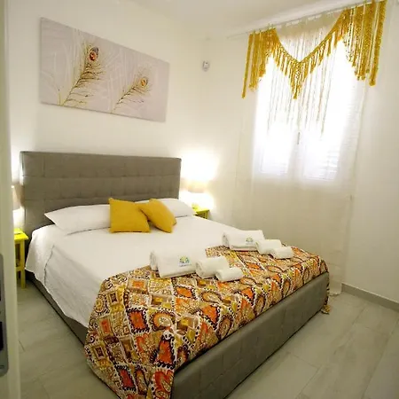 Pavon House Yellow - Nuova 80 Mt Dal Mare 3 Km Da Spiagge Torre San Giovanni Prázdninový dům Capilungo